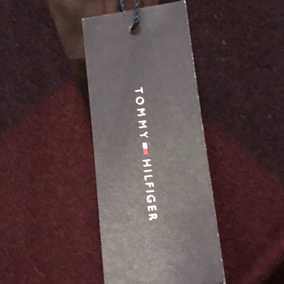 NWT Tommy Hilfiger M Burgundy Plaid  Wool Jacket - Picture 3 of 15